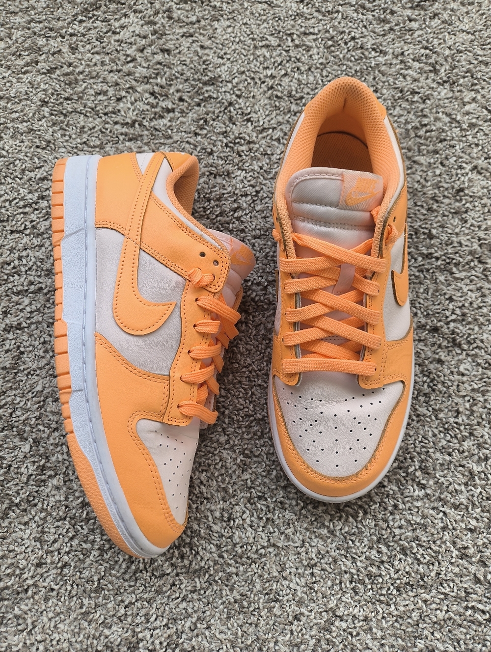 Wmns Nike Dunk Low "Peach Cream" Size 8.5W - 7M